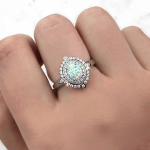 New 925 Sterling Silver Opal Ring